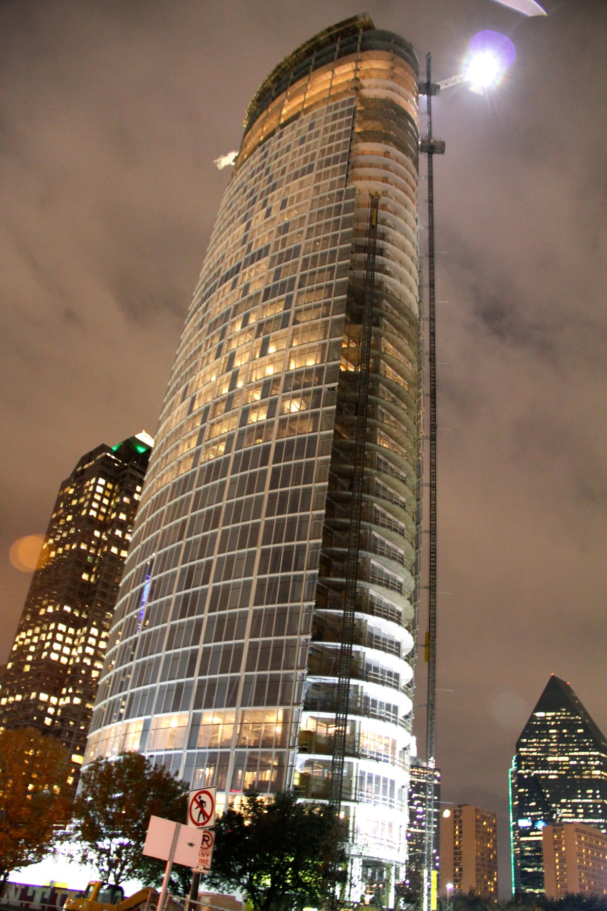 Museum Tower Tour: 43 story skyscraper in Dallas,&nbsp;TX